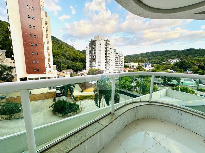 Apartamento de 127m² com 4 quartos sendo 1 suíte no Itacorubi: 8ª foto da galeria de imagens do imóvel