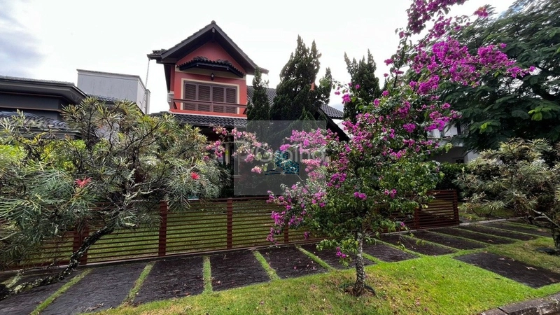 Casa com 3 quartos e 230m² em Jurerê Internacional, Florianópolis: 7ª foto da galeria de imagens do imóvel