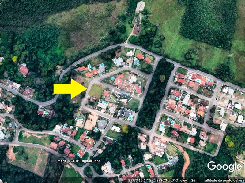 Vende-se um terreno plano localizado no bairro João Paulo 906m²: 1ª foto da galeria de imagens do imóvel