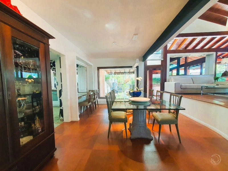 Apartamento de 4 suítes em Jurerê Internacional: 5ª foto da galeria de imagens do imóvel