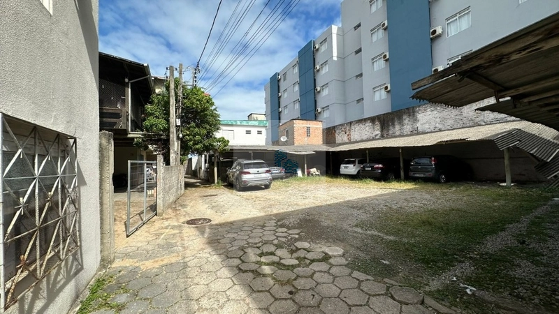 Terreno à Venda em Campinas - São José: 6ª foto da galeria de imagens do imóvel