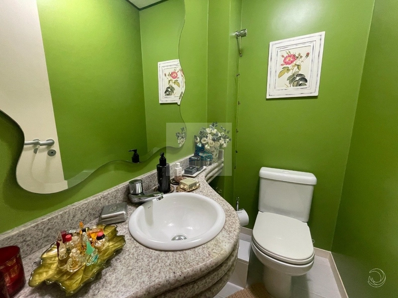Duplex com 2 suítes e 92m² privativos em Jurerê Internacional: 12ª foto da galeria de imagens do imóvel
