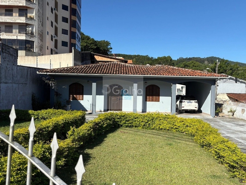 Terreno com 797m² no bairro João Paulo, Florianópolis: 5ª foto da galeria de imagens do imóvel