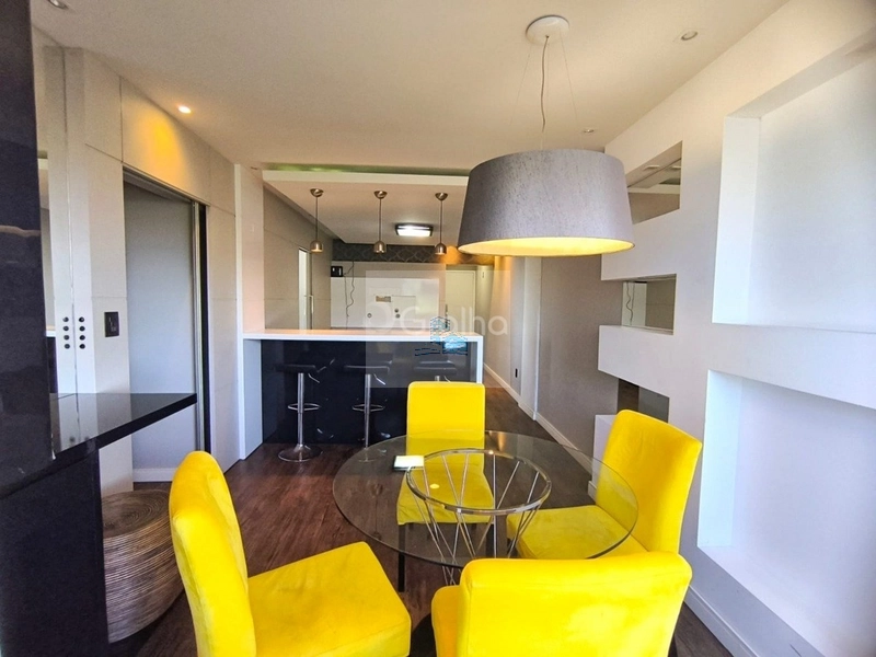 Apartamento de 100,56 m² com 3 quartos sendo 2 suítes em Coqueiros: 3ª foto da galeria de imagens do imóvel