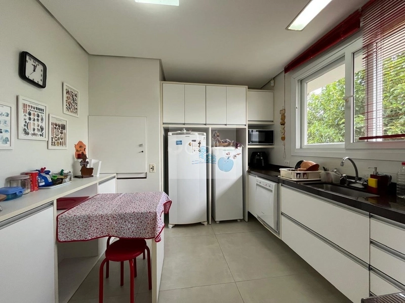 Casa a venda de 479m² com 5 quartos sendo 2 suítes Porto da Lagoa: 43ª foto da galeria de imagens do imóvel