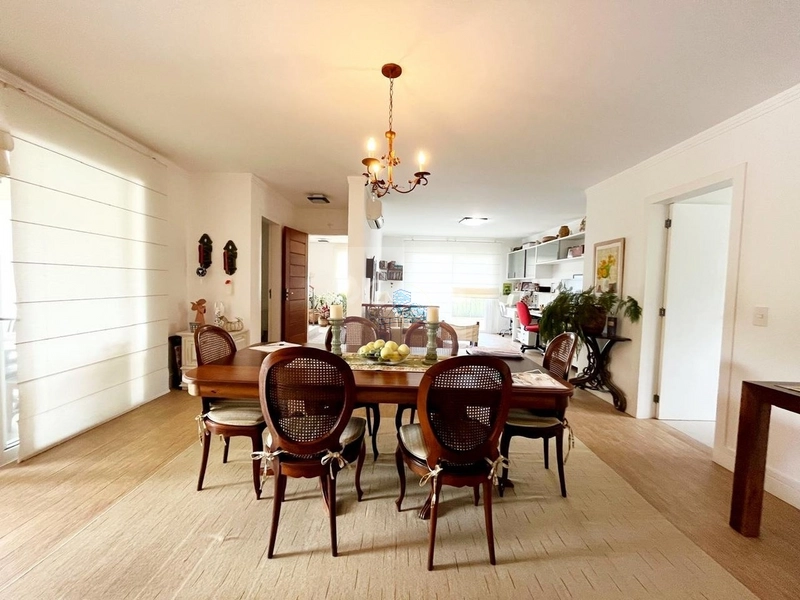 Casa a venda de 479m² com 5 quartos sendo 2 suítes Porto da Lagoa: 5ª foto da galeria de imagens do imóvel