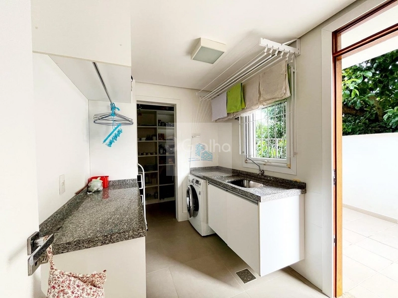 Casa a venda de 479m² com 5 quartos sendo 2 suítes Porto da Lagoa: 18ª foto da galeria de imagens do imóvel