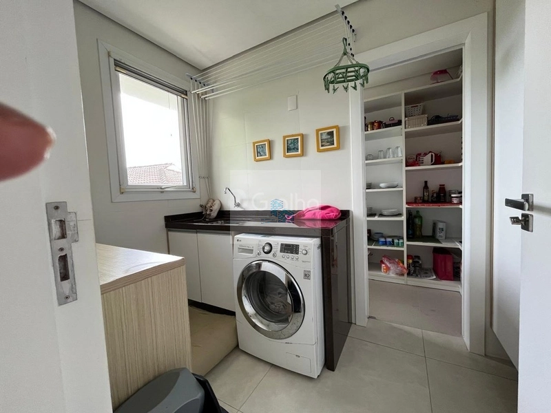 Casa a venda de 479m² com 5 quartos sendo 2 suítes Porto da Lagoa: 44ª foto da galeria de imagens do imóvel