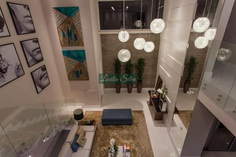 Casa residencial a venda , mobiliada e finamente decorada em Jurere: 5ª foto da galeria de imagens do imóvel
