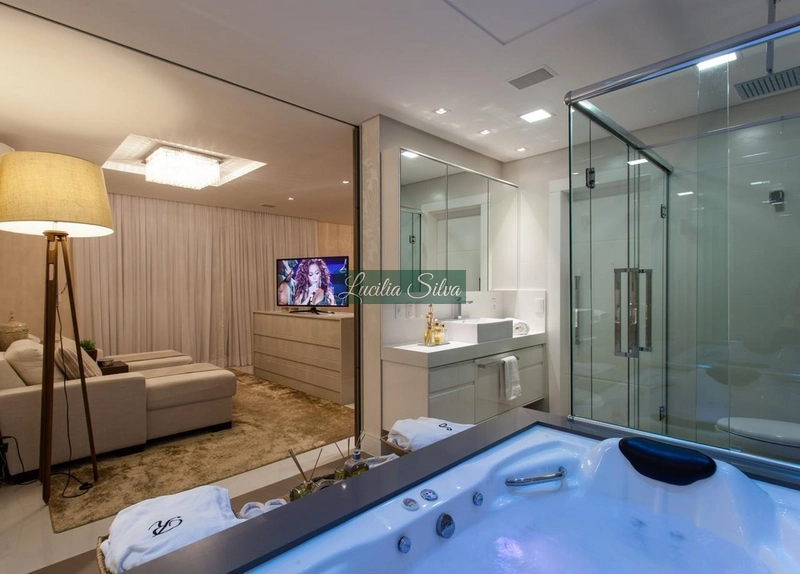 Casa residencial a venda , mobiliada e finamente decorada em Jurere: 9ª foto da galeria de imagens do imóvel