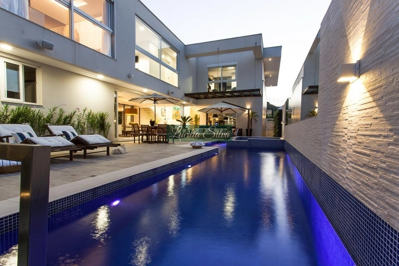 Casa residencial a venda , mobiliada e finamente decorada em Jurere: 33ª foto da galeria de imagens do imóvel
