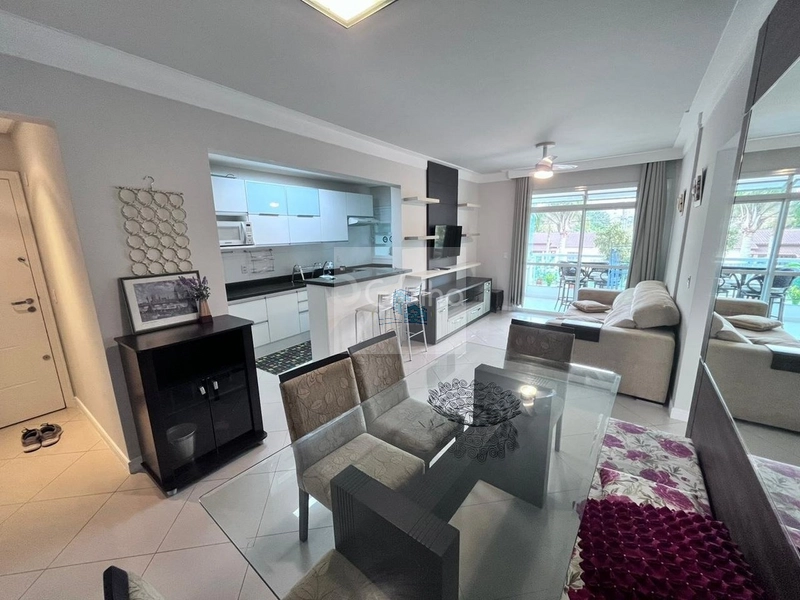 Apartamento com 2 suítes e 81m² em Jurerê, Florianópolis: 3ª foto da galeria de imagens do imóvel