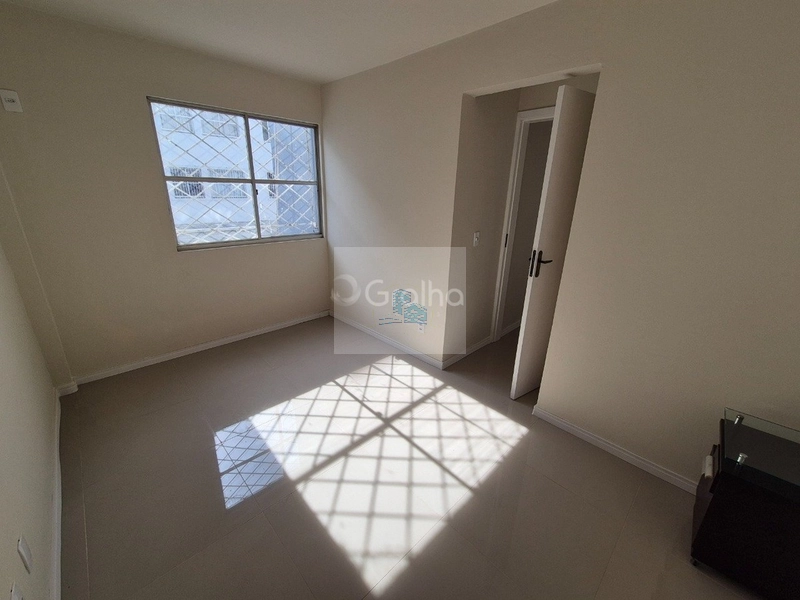 Apartamento de 2 quartos próximo o Mar em Coqueiros: 11ª foto da galeria de imagens do imóvel