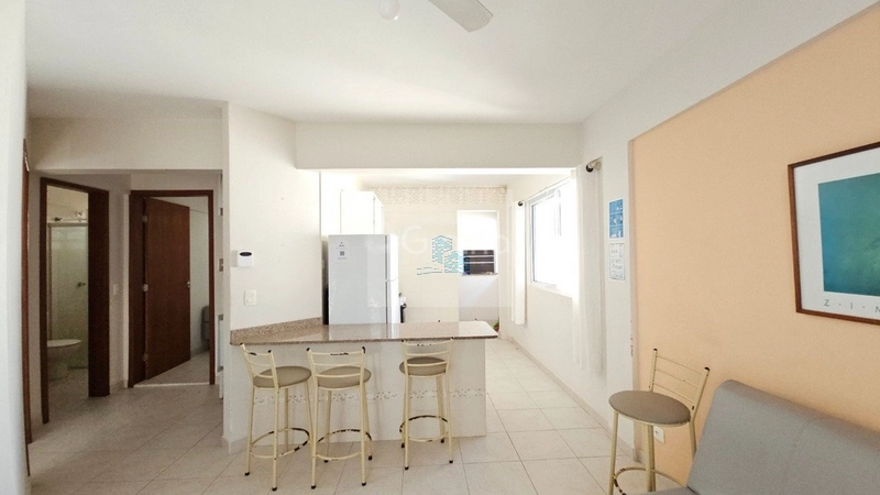 Casa de 433m² com 11 quartos sendo 1 suíte em Canasvieiras: 26ª foto da galeria de imagens do imóvel