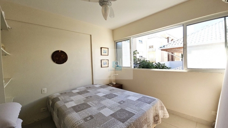 Casa de 433m² com 11 quartos sendo 1 suíte em Canasvieiras: 11ª foto da galeria de imagens do imóvel