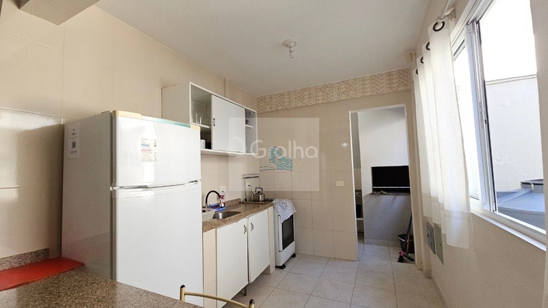 Casa de 433m² com 11 quartos sendo 1 suíte em Canasvieiras: 23ª foto da galeria de imagens do imóvel