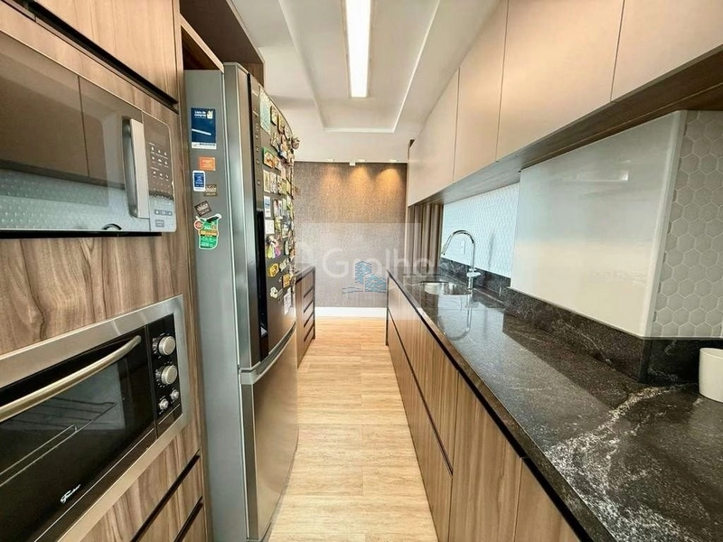 Apartamento de 85m² com 2 quartos sendo 2 suítes em Coqueiros: 10ª foto da galeria de imagens do imóvel