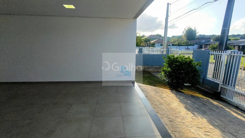 Casa de esquina com 552m² de terreno na Barra da Lagoa - ampla: 24ª foto da galeria de imagens do imóvel