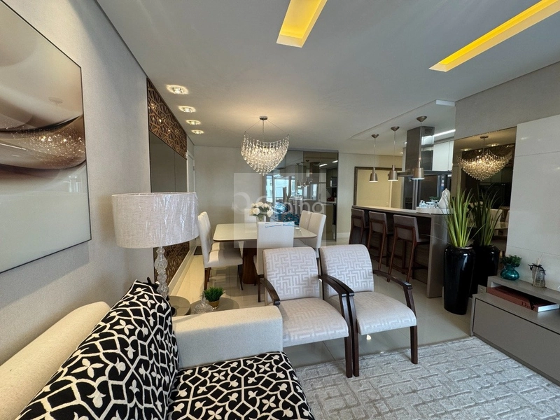 Apartamento com 2 suítes no Centro de Florianópolis: 9ª foto da galeria de imagens do imóvel