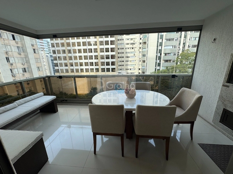 Apartamento com 2 suítes no Centro de Florianópolis: 12ª foto da galeria de imagens do imóvel