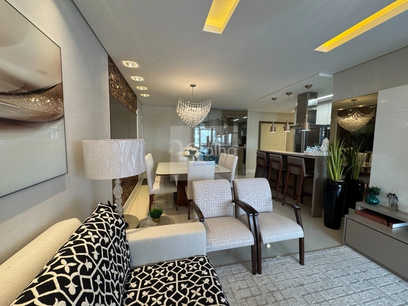 Apartamento com 2 suítes no Centro de Florianópolis: 8ª foto da galeria de imagens do imóvel