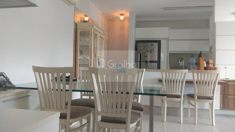 Apartamento de 90m² com 2 suites em Coqueiros: 1ª foto da galeria de imagens do imóvel