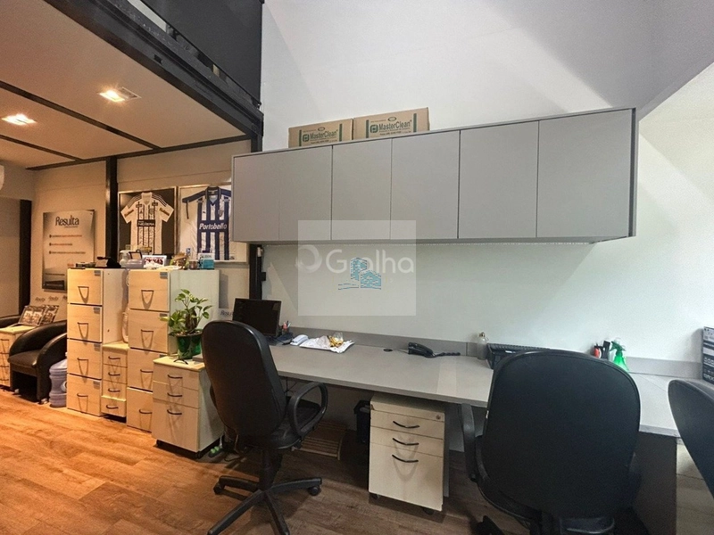 Sala Comercial de 32m² em Saco Grande: 3ª foto da galeria de imagens do imóvel
