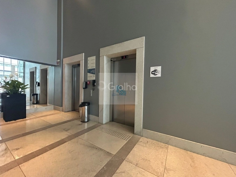 Sala Comercial de 32m² em Saco Grande: 16ª foto da galeria de imagens do imóvel