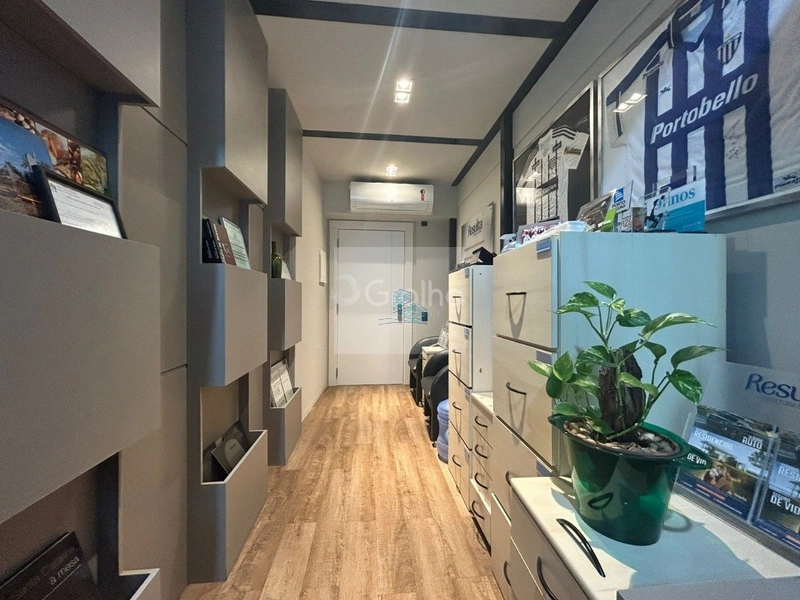 Sala Comercial de 32m² em Saco Grande: 11ª foto da galeria de imagens do imóvel