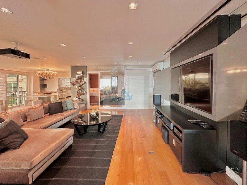 Apartamento de Luxo à Beira-Mar em Florianópolis La Perle: 15ª foto da galeria de imagens do imóvel