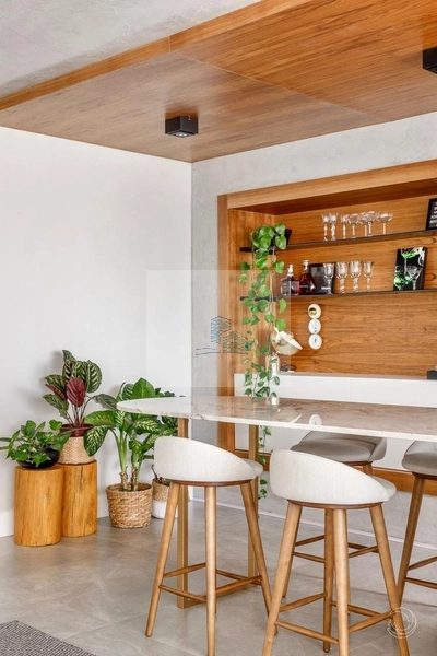 Apartamento com 4 quartos sendo 1 suíte e 207m² no Centro: 3ª foto da galeria de imagens do imóvel