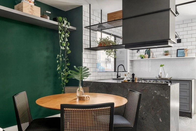Apartamento com 4 quartos sendo 1 suíte e 207m² no Centro: 1ª foto da galeria de imagens do imóvel