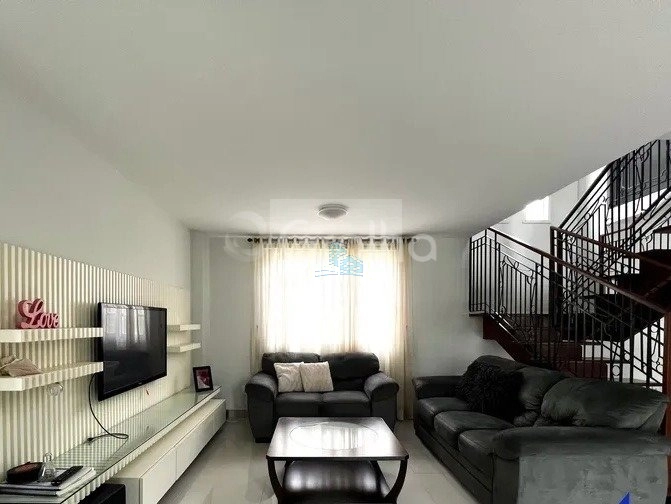 Casa de 276m² com 6 quartos sendo 2 suítes em Santa Mônica: 1ª foto da galeria de imagens do imóvel
