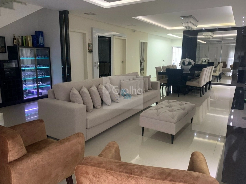 Casa residencial em condomínio fechado com 4 quartos, 3 suítes e 394m²: 2ª foto da galeria de imagens do imóvel