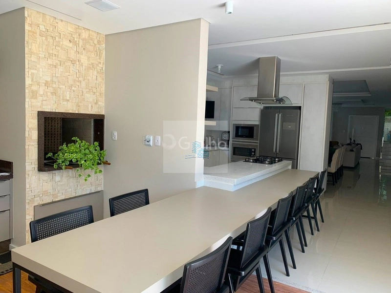 Casa residencial em condomínio fechado com 4 quartos, 3 suítes e 394m²: 10ª foto da galeria de imagens do imóvel