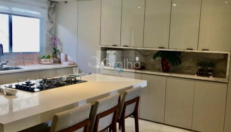 Casa residencial de 260 m² com 3 quartos sendo 3 suítes: 4ª foto da galeria de imagens do imóvel