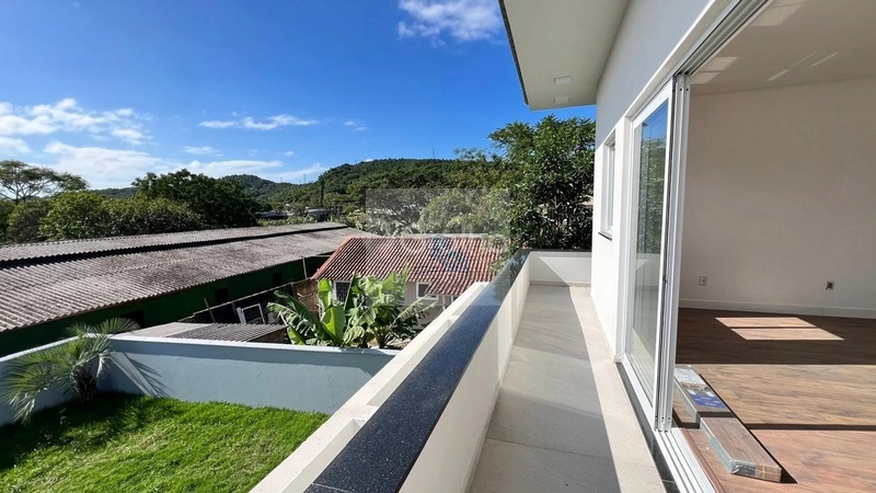 Casa residencial com 4 suítes e 280m² privativos na Vargem Pequena: 15ª foto da galeria de imagens do imóvel