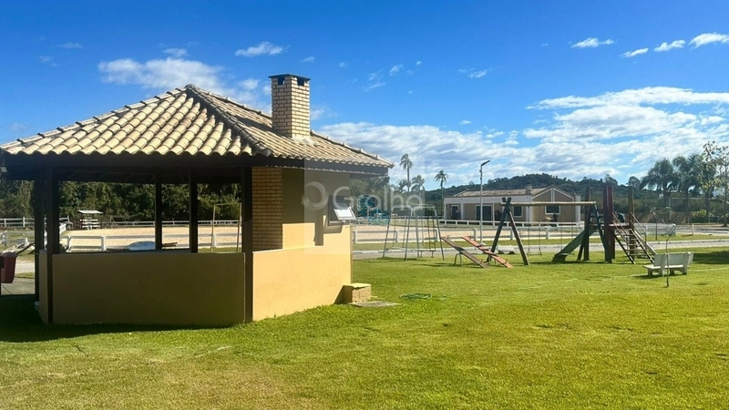 Casa Residencial de 226m² com 3 quartos na Vargem Grande: 27ª foto da galeria de imagens do imóvel