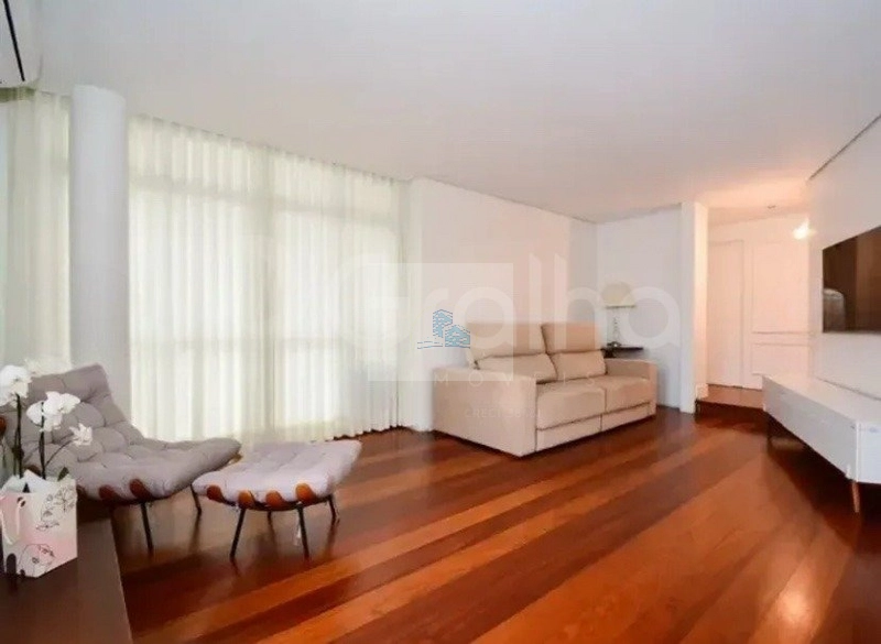 Apartamento de 145m² com 3 quartos na Agronômica