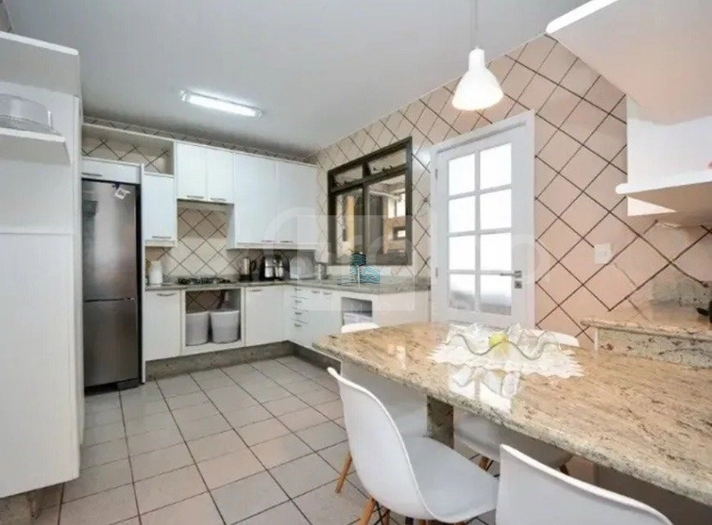 Apartamento de 145m² com 3 quartos na Agronômica: 6ª foto da galeria de imagens do imóvel