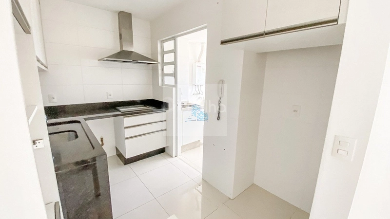 Apartamento Mobiliado com Vista para o Mar – 3 Dormitórios e 2 Vagas: 9ª foto da galeria de imagens do imóvel