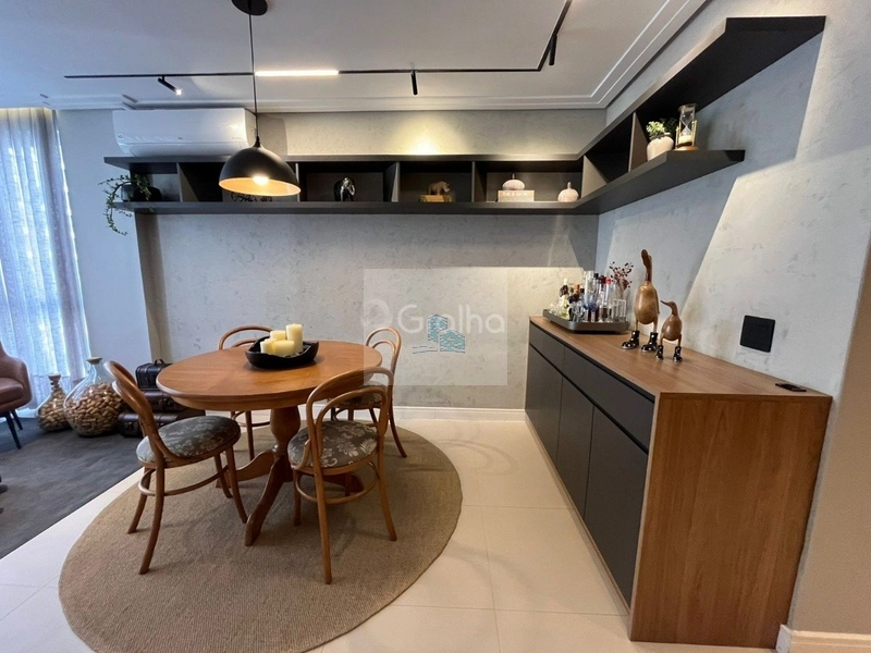 Charmoso Apartamento com 2 Suítes no Centro de Florianópolis: 7ª foto da galeria de imagens do imóvel