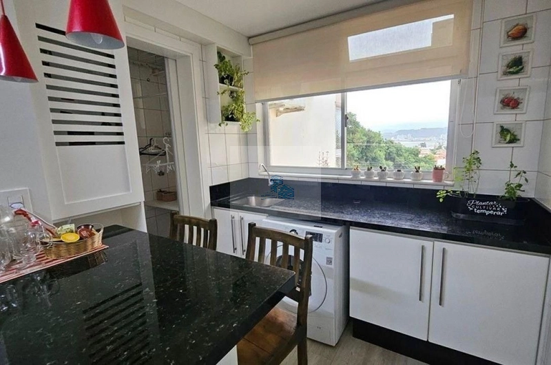 Apartamento com 3 Quartos no bairro Coqueiros: 13ª foto da galeria de imagens do imóvel
