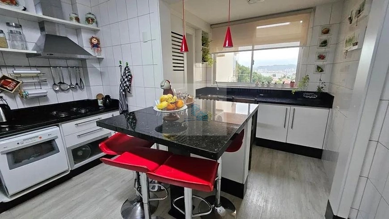 Apartamento com 3 Quartos no bairro Coqueiros: 11ª foto da galeria de imagens do imóvel