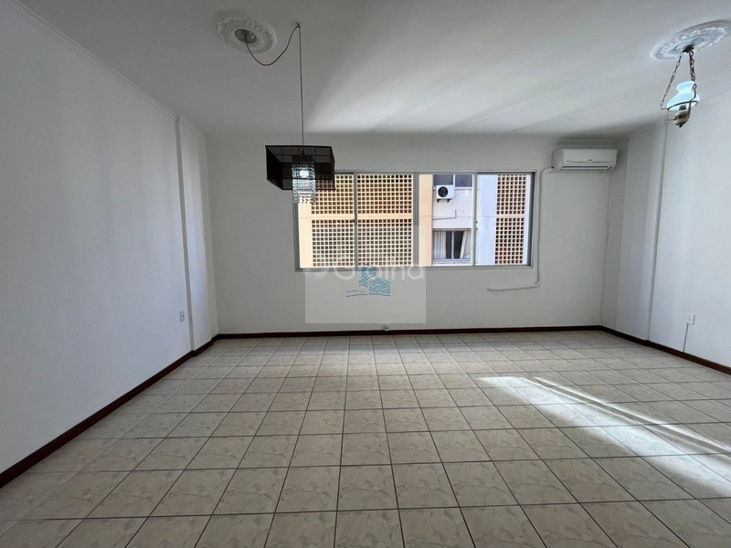 Apartamento de 3 quartos sendo 1 suíte, com ótima localização: 1ª foto da galeria de imagens do imóvel