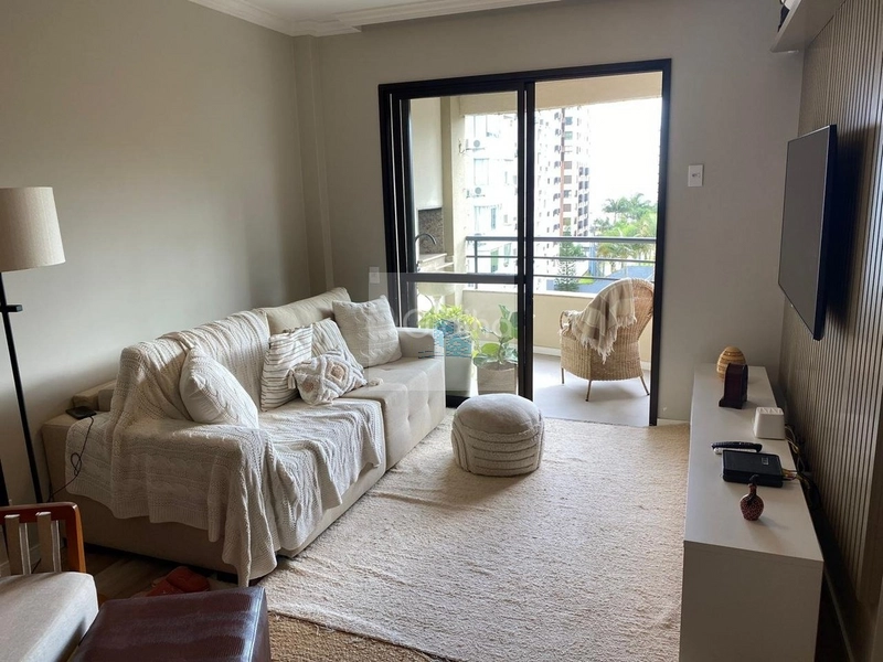 Apartamento Mobiliado à Venda – Próximo à Beira-Mar Norte: 3ª foto da galeria de imagens do imóvel