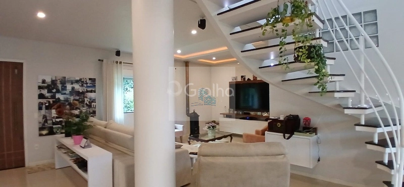 Casa residencial alto padrão com 3 quartos, 2 suítes e 436m²: 5ª foto da galeria de imagens do imóvel