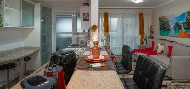 Apartamento de 97m² com 2 suítes no Centro: 3ª foto da galeria de imagens do imóvel