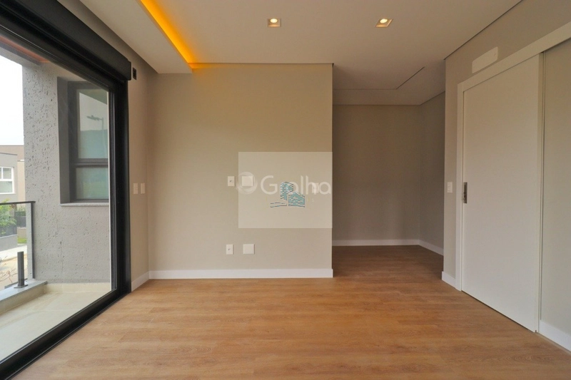 Casa residencial com 3 suítes e 237m² privativos na Lagoa da Conceição: 14ª foto da galeria de imagens do imóvel