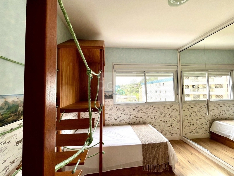 Apartamento de 170m² com 4 quartos sendo 2 suítes no Itacorubi: 20ª foto da galeria de imagens do imóvel